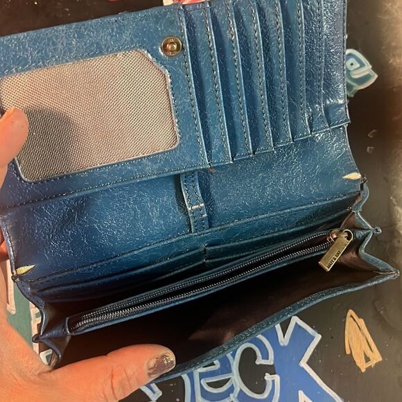 Matt & Nat Ocean Blue Continental Vegan Leather Wallet - Picture 3 of 4